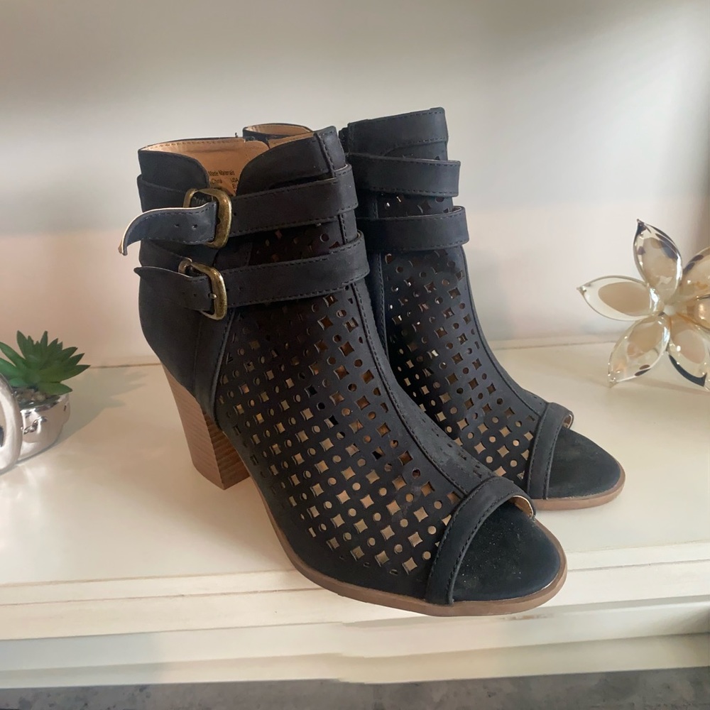 Black Heeled Open Toe Sandal/ Bootie